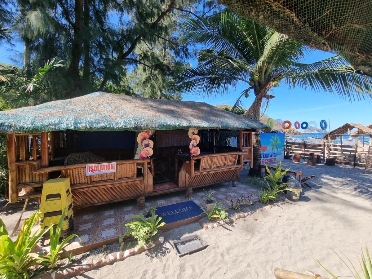 Prince Ludwig Beach Resort Сан-Антонио Экстерьер фото