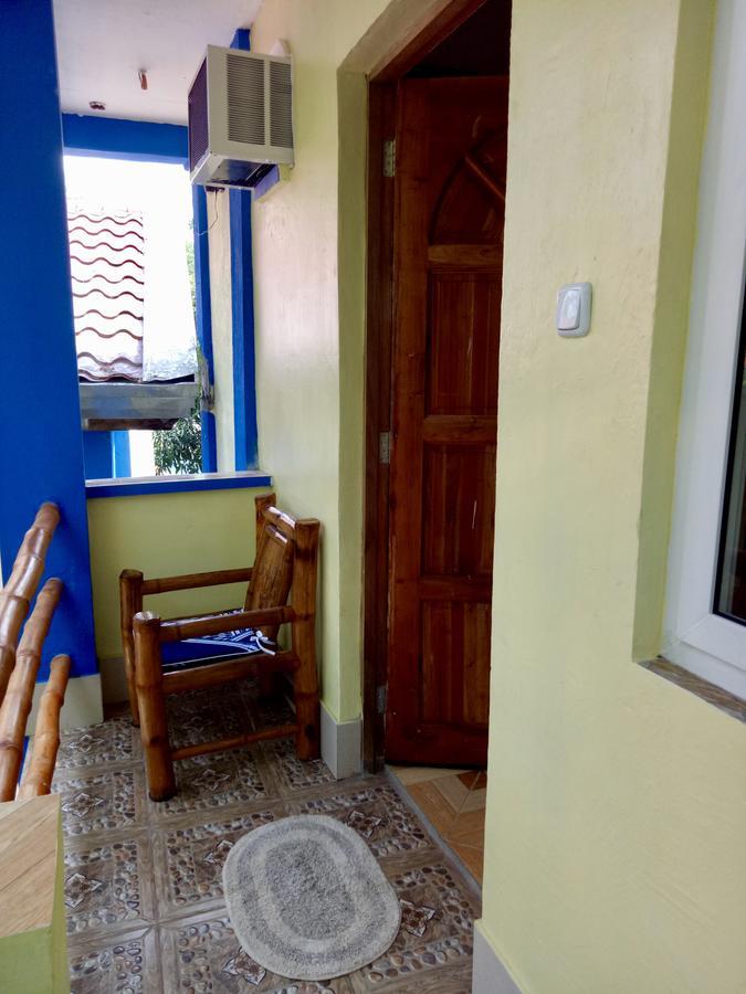 Prince Ludwig Beach Resort Сан-Антонио Экстерьер фото